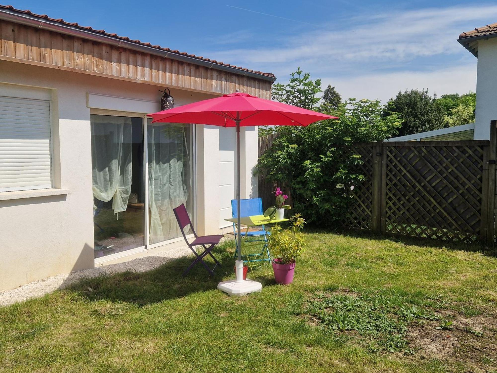 La Serenite Balinaise, Chambre Et Sdb Privee, Jardin , Piscine Et Jacuzzi En Saison, Pres De Chantilly, Parc Asterix Et Cdg Et Paris En 20' Orry-La-Ville Exterior photo